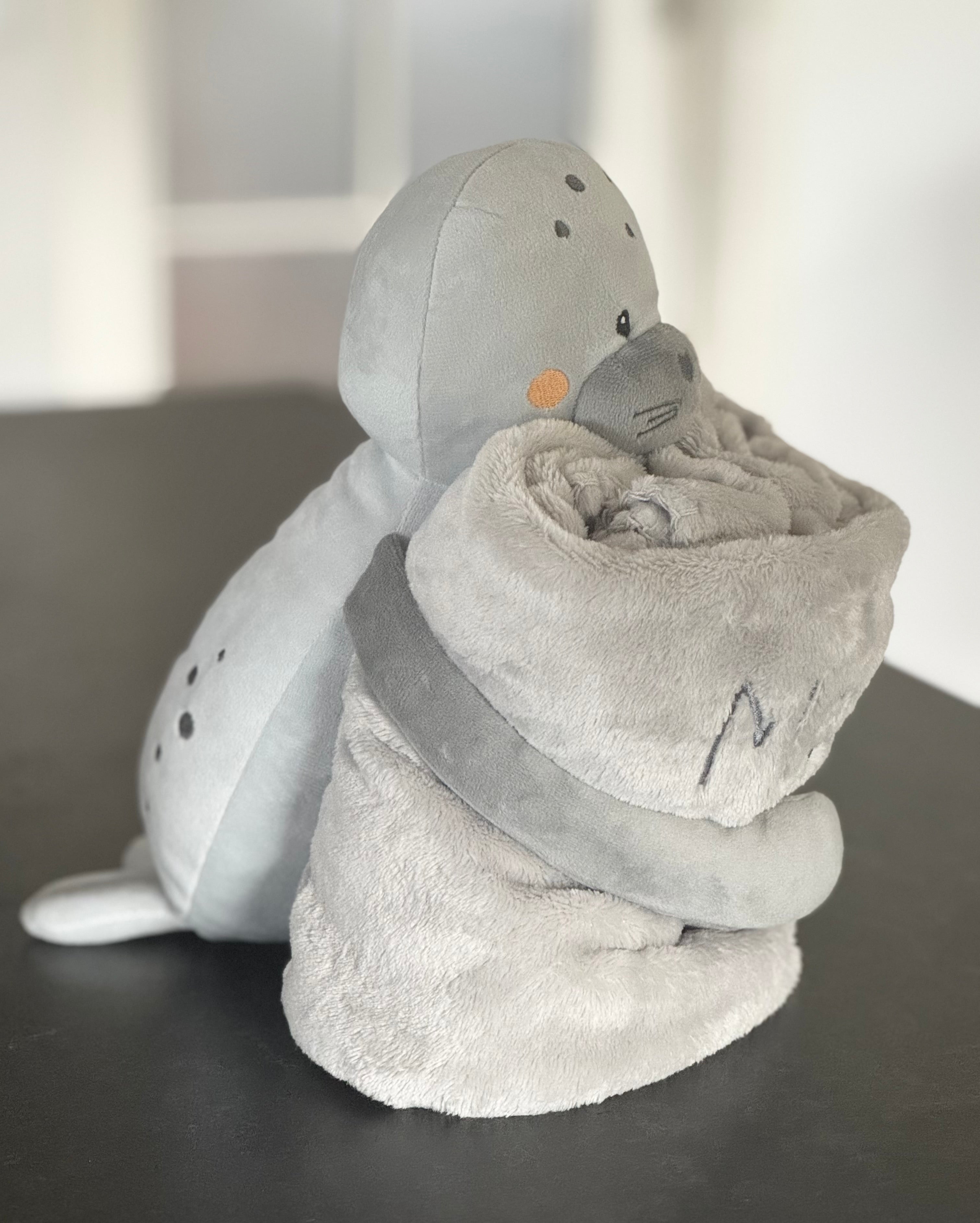 Babytæppe med bamse - Seally Me, Sæl unge